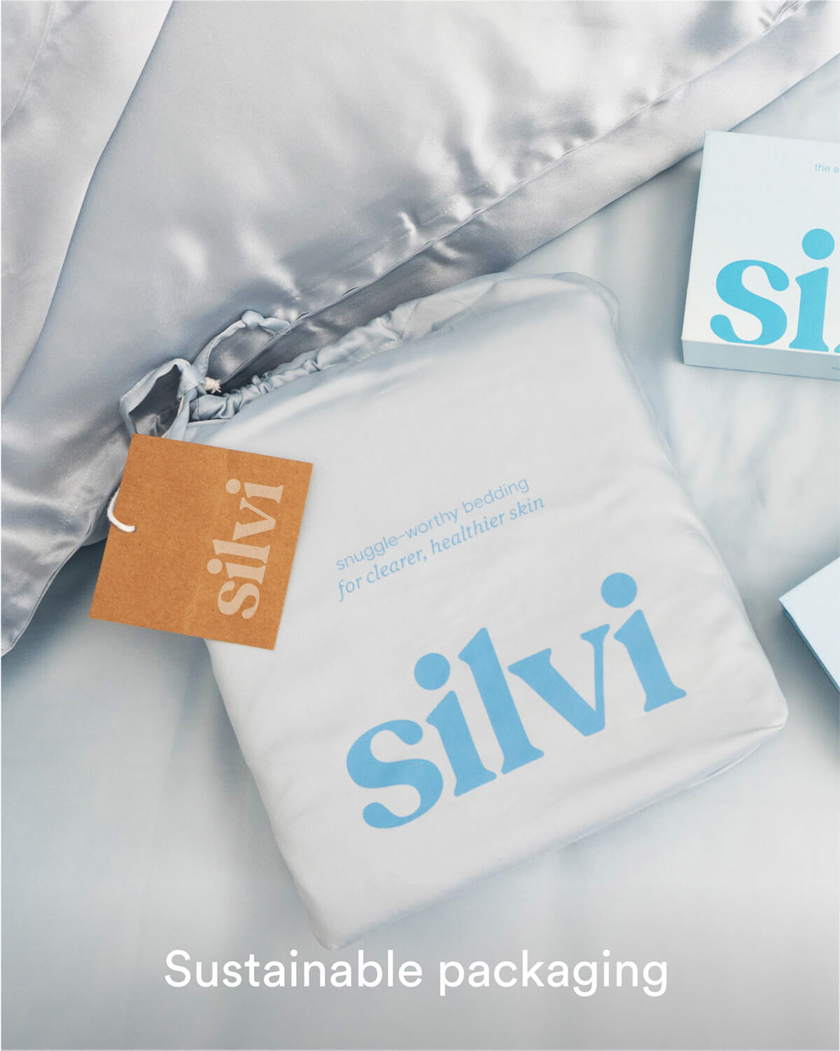 Silvi Duvet Cover + Free Gift